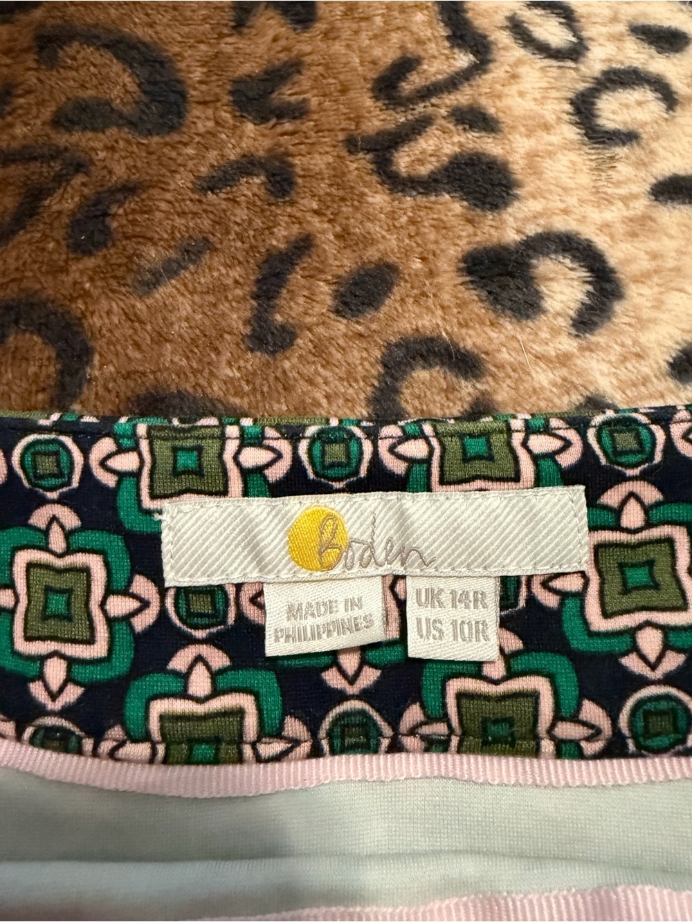 Boden Green Geometric Print Mini Skirt - Picture 5 of 5